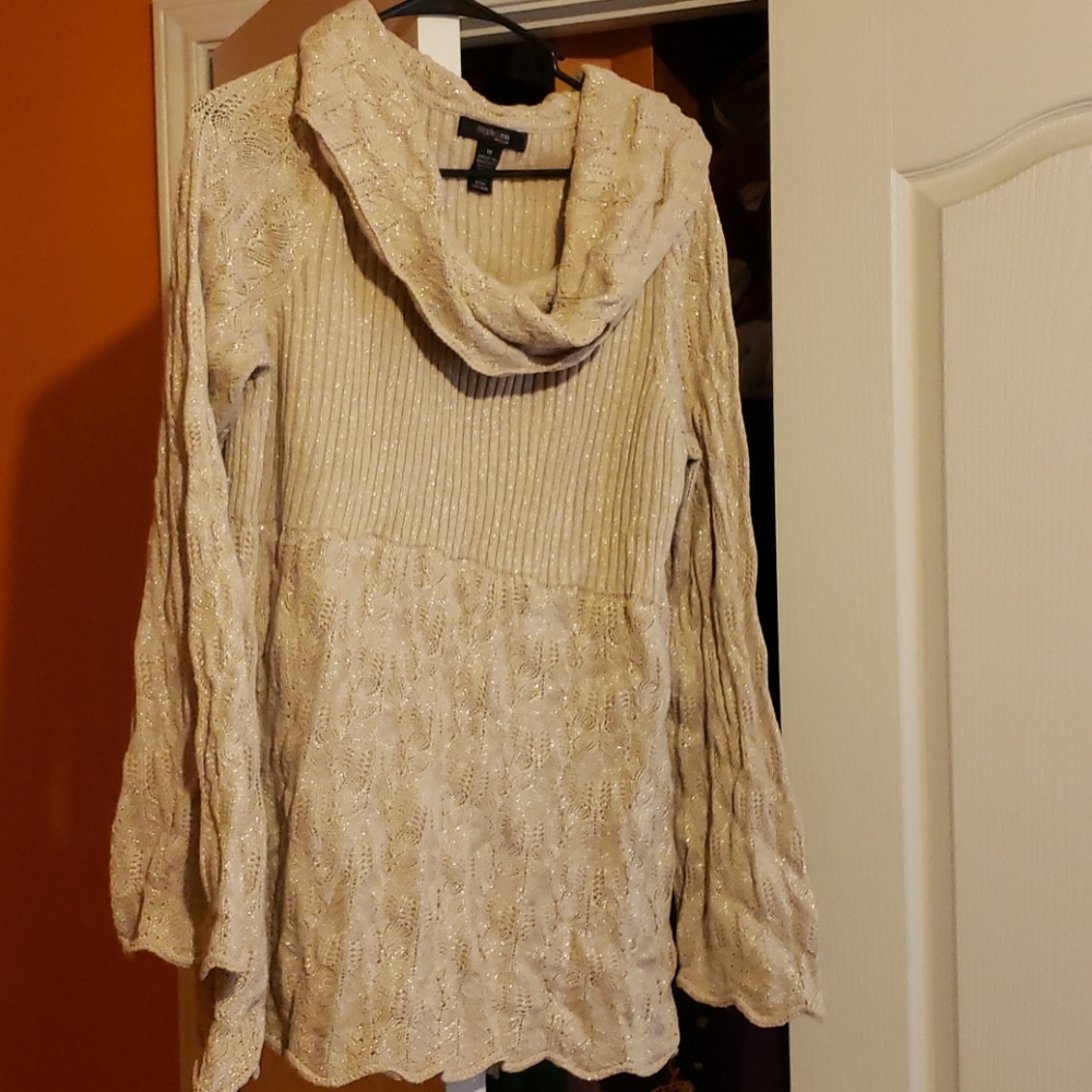Blouse - Picture 2 of 5